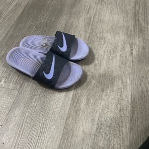 Nike slides